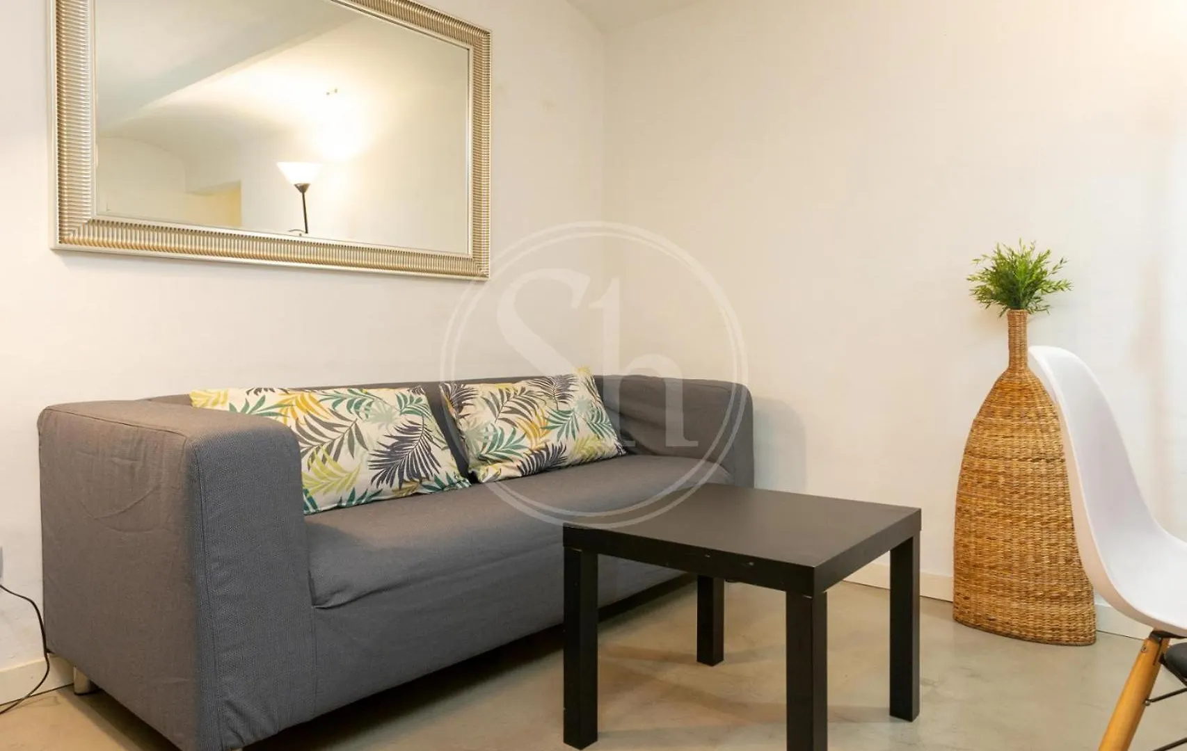 Apartamento En Villarroel Barcelona